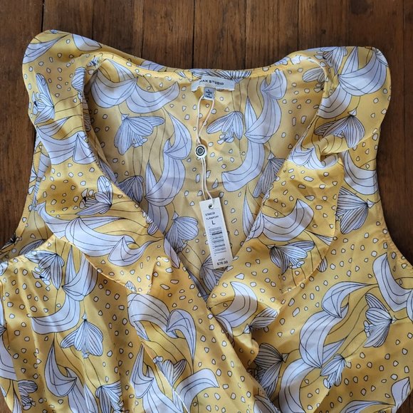 Max Studio Sleeveless Ruffled Blouse - L - NWT - Picture 3 of 8